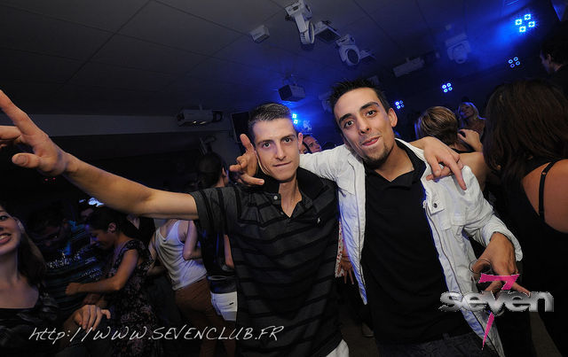 Cliquer pour voir l'image en taille réelle