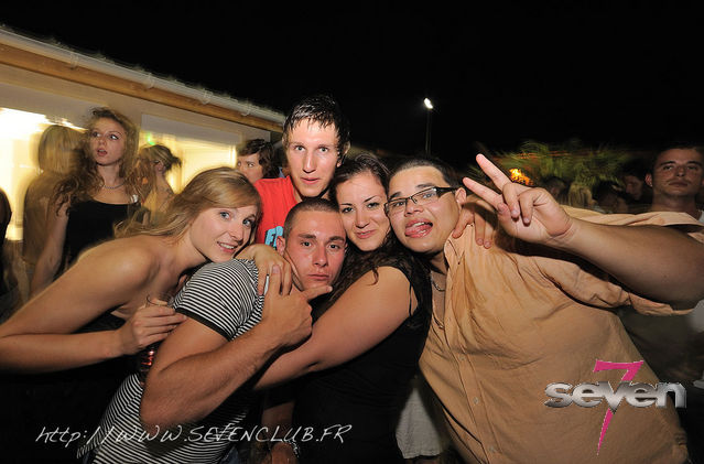 Cliquer pour voir l'image en taille réelle