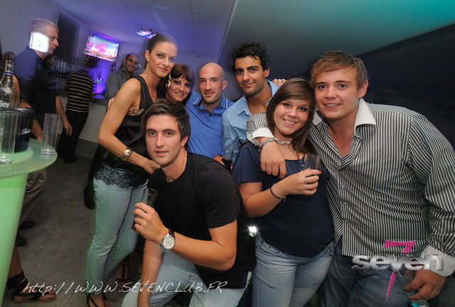 Cliquer pour voir l'image en taille réelle