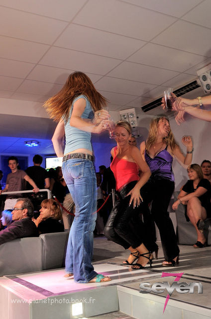 Cliquer pour voir l'image en taille réelle