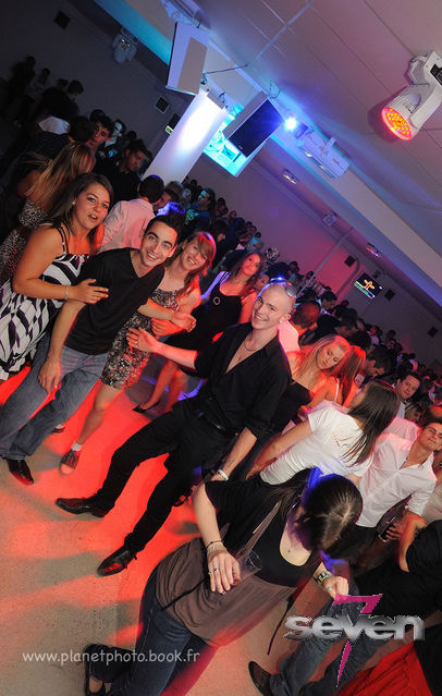 Cliquer pour voir l'image en taille réelle