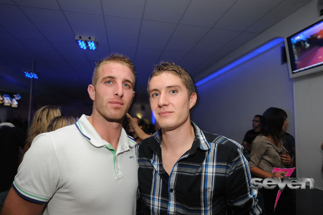 Cliquer pour voir l'image en taille réelle