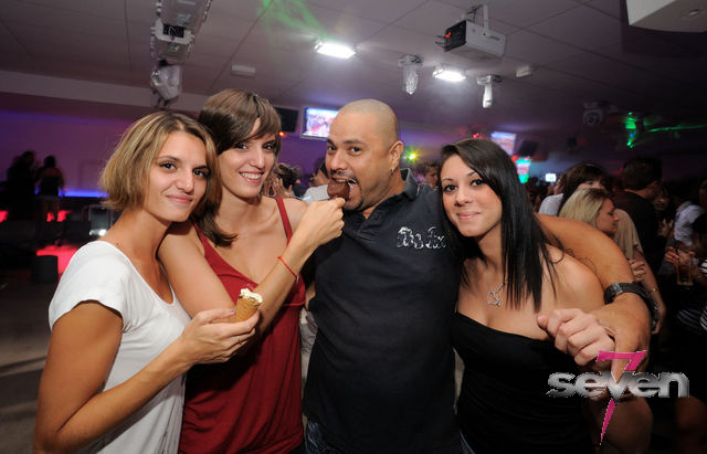 Cliquer pour voir l'image en taille réelle