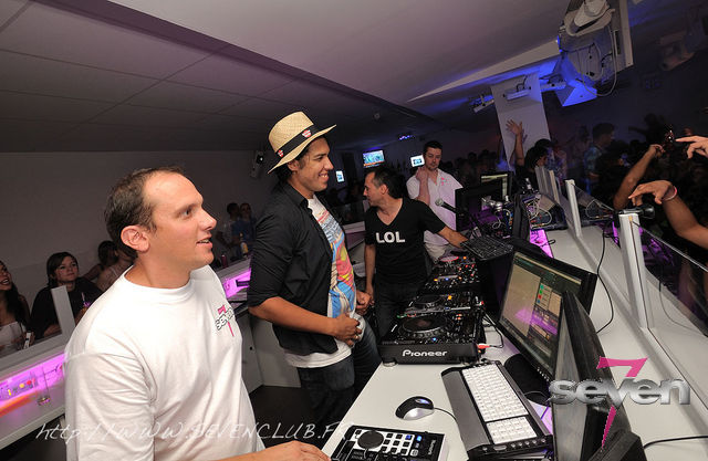 Cliquer pour voir l'image en taille réelle