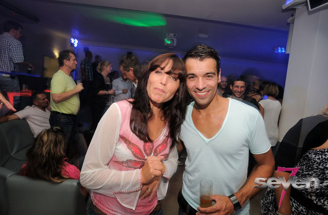 Cliquer pour voir l'image en taille réelle