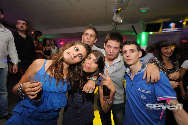 Cliquer pour voir l'image en taille réelle