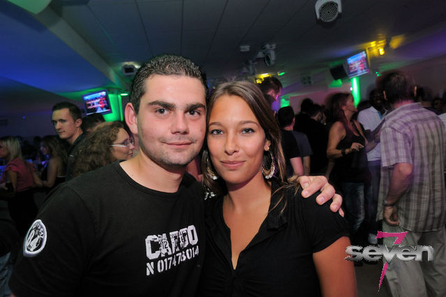 Cliquer pour voir l'image en taille réelle