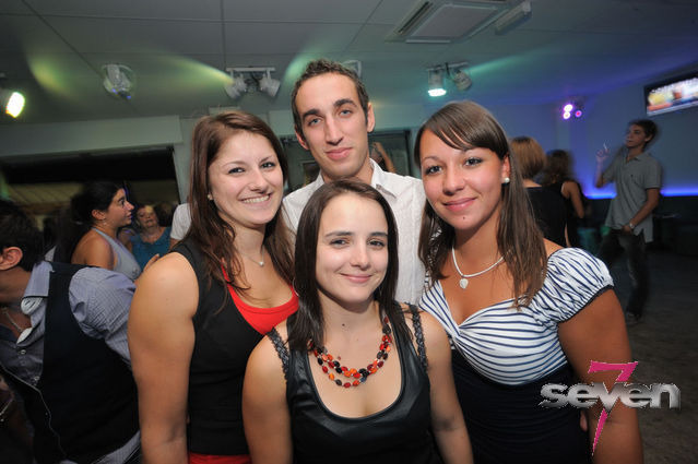 Cliquer pour voir l'image en taille réelle