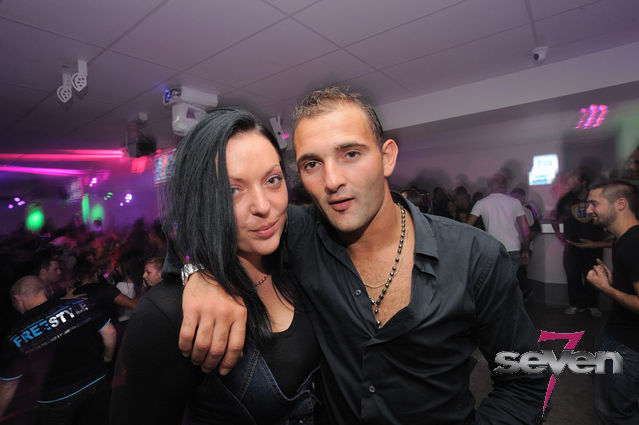 Cliquer pour voir l'image en taille réelle