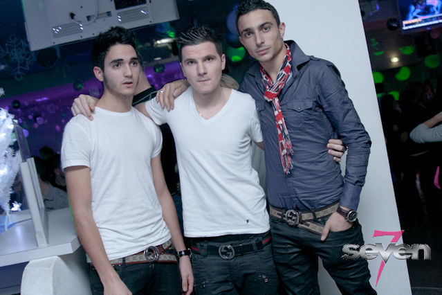 Cliquer pour voir l'image en taille réelle