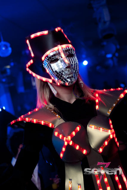 Cliquer pour voir l'image en taille réelle