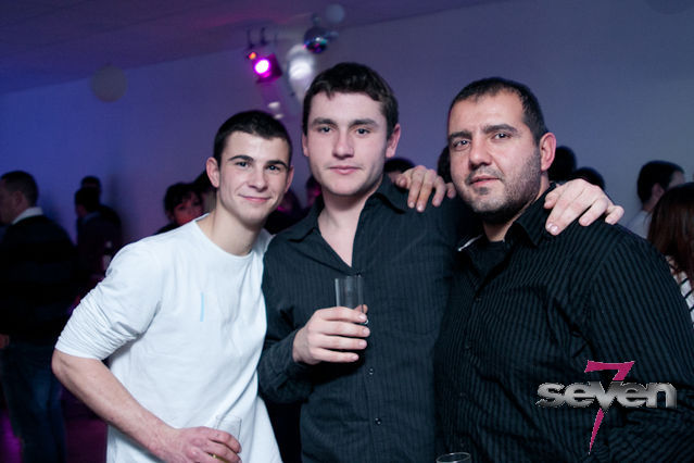 Cliquer pour voir l'image en taille réelle