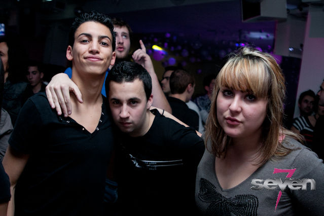 Cliquer pour voir l'image en taille réelle