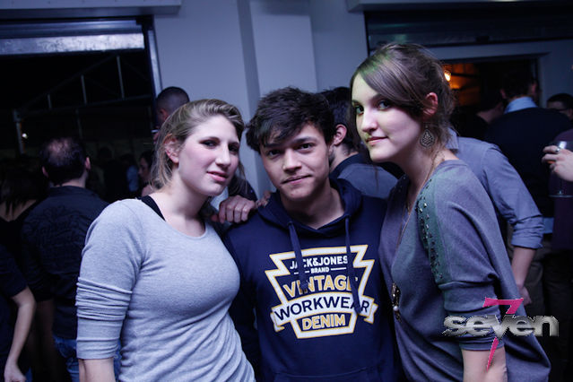 Cliquer pour voir l'image en taille réelle