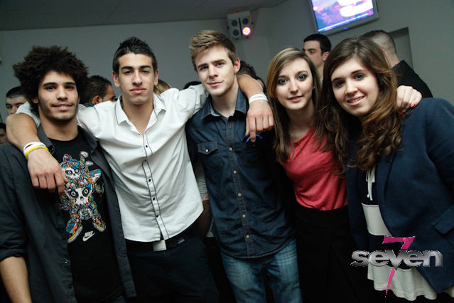 Cliquer pour voir l'image en taille réelle