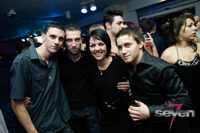 Cliquer pour voir l'image en taille réelle