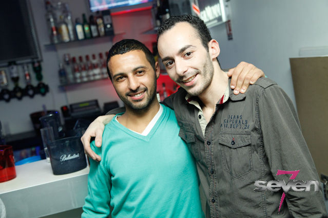 Cliquer pour voir l'image en taille réelle