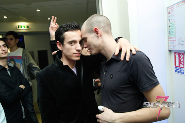 Cliquer pour voir l'image en taille réelle