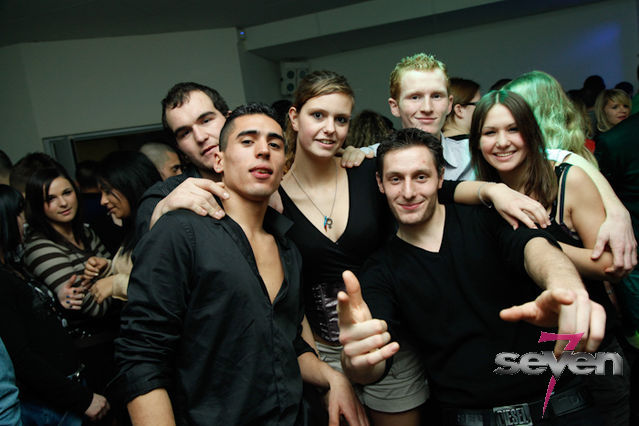 Cliquer pour voir l'image en taille réelle