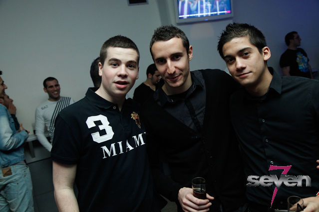 Cliquer pour voir l'image en taille réelle