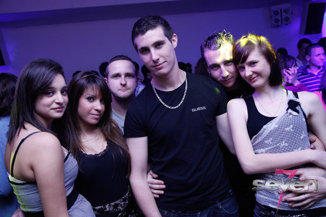 Cliquer pour voir l'image en taille réelle