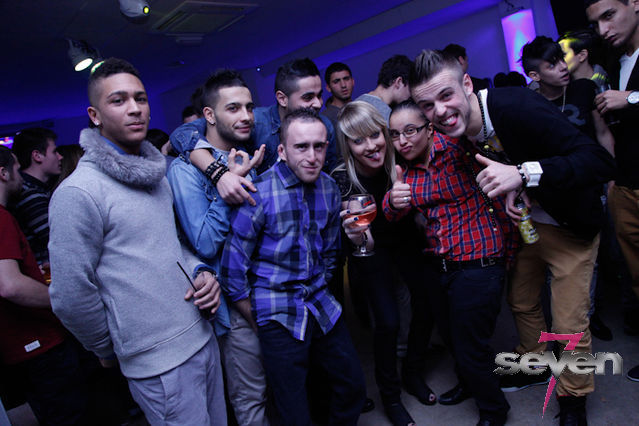 Cliquer pour voir l'image en taille réelle