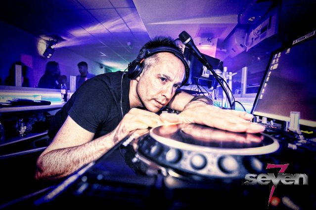 Cliquer pour voir l'image en taille réelle