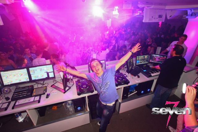 Cliquer pour voir l'image en taille réelle