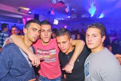 Nom du fichier=SGPE1813.jpg
Taille du fichier=68Ko
Dimensions : 700x469
Ajouté le : 12 Novembre 2012 SGPE1813.jpg