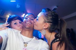 Nom du fichier=SGPE6383.jpg
Taille du fichier=106Ko
Dimensions : 1333x886
Ajouté le : 04 Octobre 2012 SGPE6383.jpg