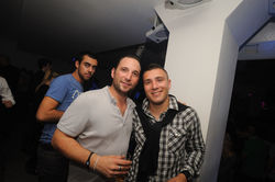 Nom du fichier=seven_0195~6.jpg
Taille du fichier=130Ko
Dimensions : 1200x798
Ajouté le : 26 Septembre 2011 seven_0195~6.jpg