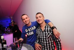 Nom du fichier=seven_0206_28Copier29~0.jpg
Taille du fichier=88Ko
Dimensions : 800x544
Ajouté le : 06 Août 2011 seven_0206_28Copier29~0.jpg