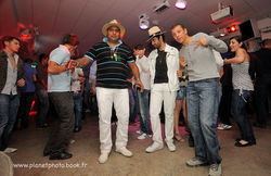 Nom du fichier=seven_0292~1.jpg
Taille du fichier=188Ko
Dimensions : 1000x648
Ajouté le : 05 Août 2011 seven_0292~1.jpg