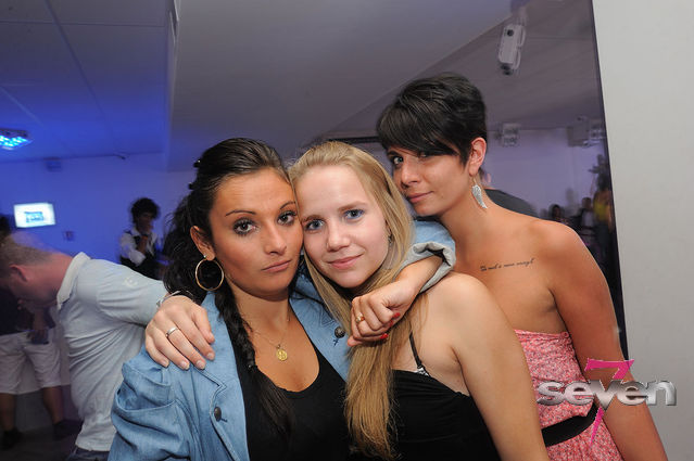 Cliquer pour voir l'image en taille réelle