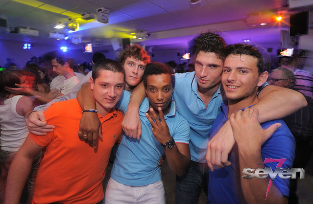 Cliquer pour voir l'image en taille réelle