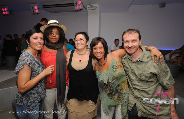 Cliquer pour voir l'image en taille réelle