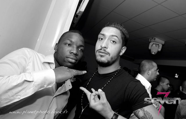 Cliquer pour voir l'image en taille réelle