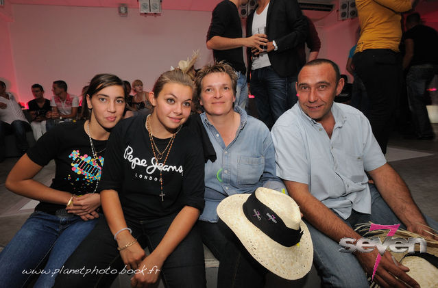 Cliquer pour voir l'image en taille réelle