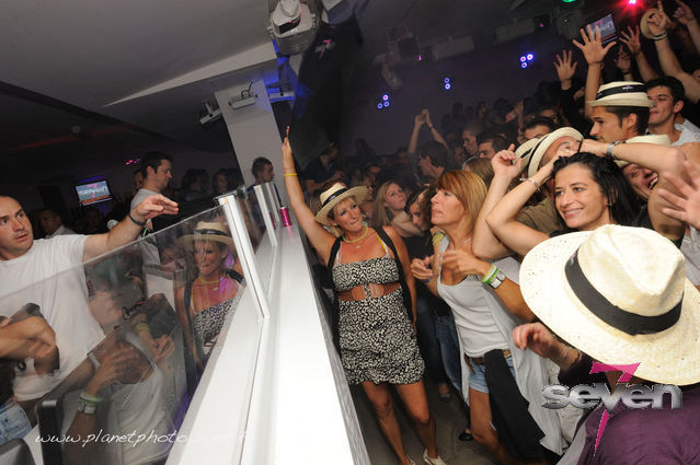 Cliquer pour voir l'image en taille réelle