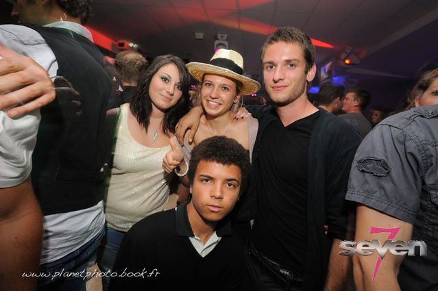 Cliquer pour voir l'image en taille réelle