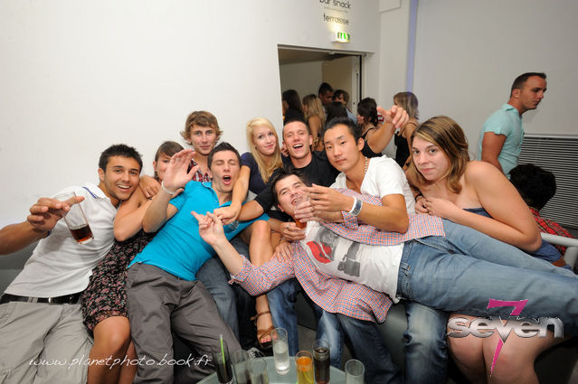 Cliquer pour voir l'image en taille réelle