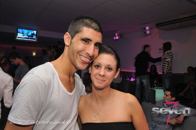 Cliquer pour voir l'image en taille réelle