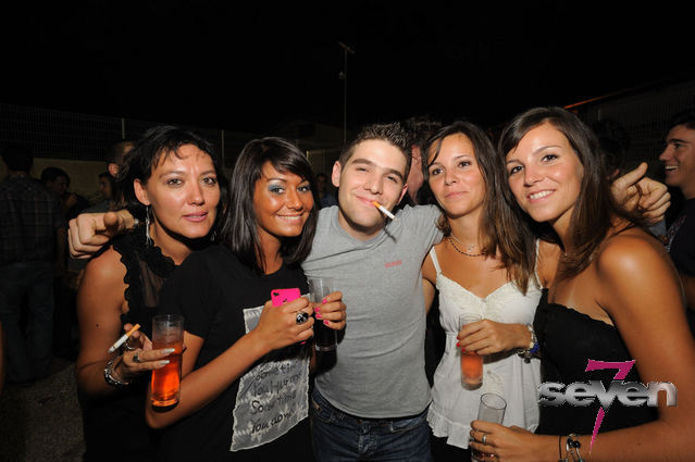 Cliquer pour voir l'image en taille réelle