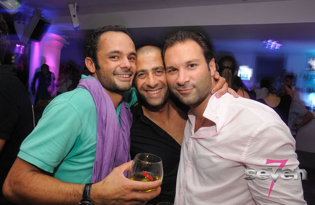 Cliquer pour voir l'image en taille réelle