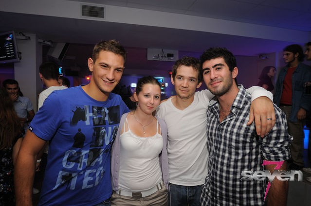 Cliquer pour voir l'image en taille réelle