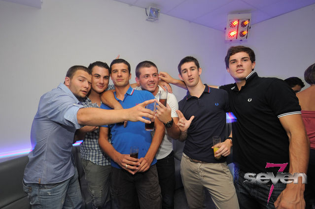 Cliquer pour voir l'image en taille réelle