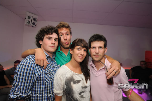 Cliquer pour voir l'image en taille réelle