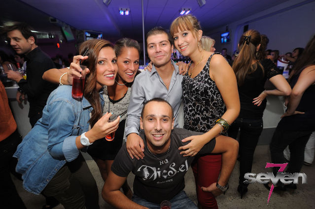 Cliquer pour voir l'image en taille réelle