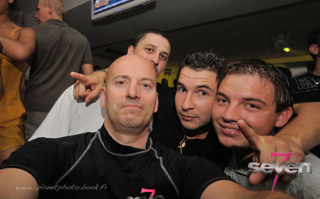 Cliquer pour voir l'image en taille réelle