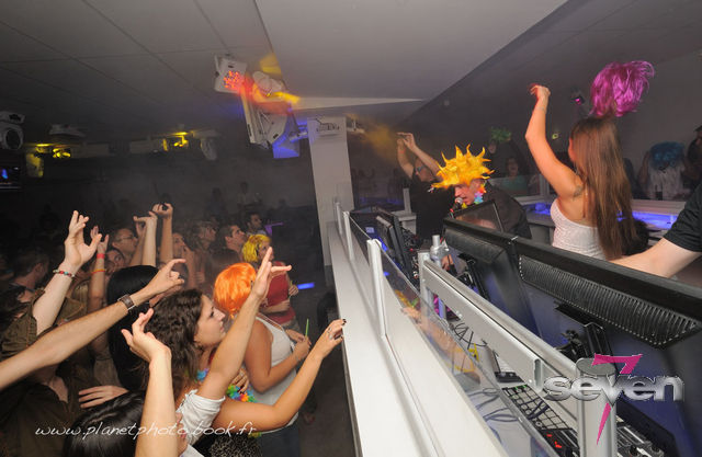 Cliquer pour voir l'image en taille réelle